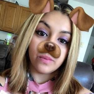 Meet your Posher, Selena